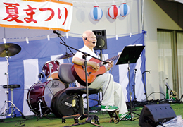 轟孝行さんのギター弾き語り